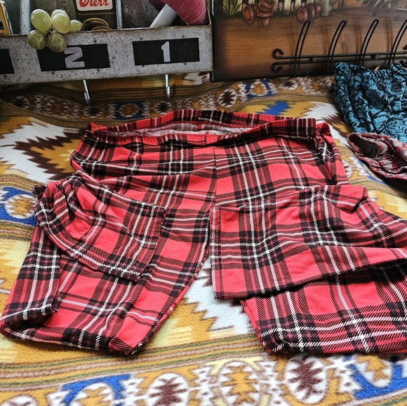 Sweet Legs - Picture 3 of 7